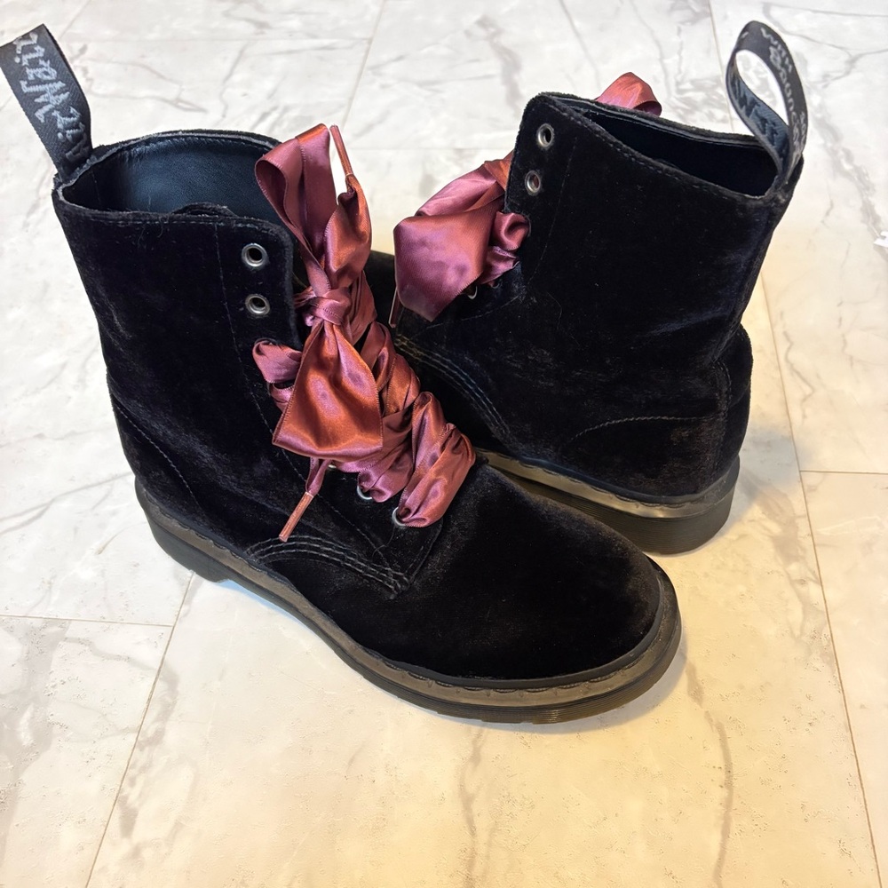 Dr. Martens Boots Black Velvet with Satin Laces